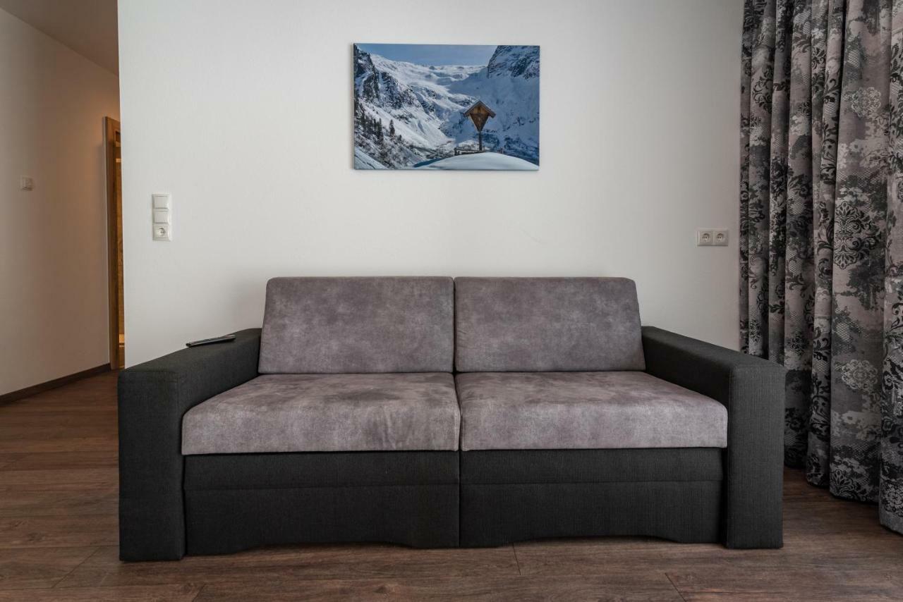 A Casa Rubin Chalet & Studio Resort Solden Bagian luar foto